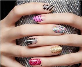 国产美甲剪衣服视频在线,国产美甲剪的神奇衣饰改造术